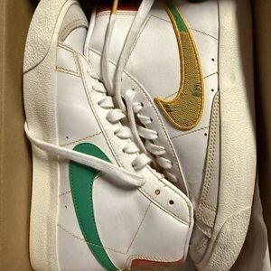 Nike ‘77 Blazers rayguns yellow and green sneakers